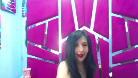 agatha_leon_ online show from October 2025 08:08:02 PM