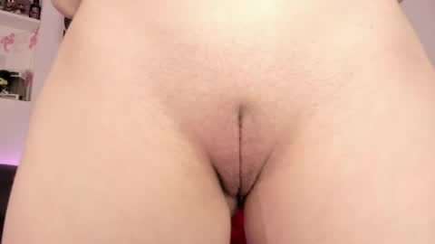 Camila     2 online show from April 2026 12:10:01 AM