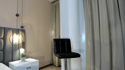 Snapshot of agathaa_white chatting on November 2025 12:18:02 PM Agathaa white online show from November 2025 12:18:02 PM