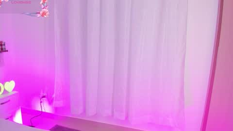 Agatha Owens online show from December 2025 01:02:02 AM