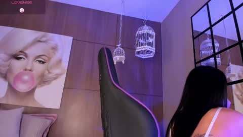    online show from October 2025 10:56:02 PM