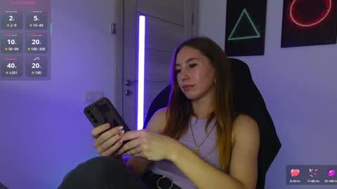 Agelina Lilly Laura online show from September 2025 02:51:01 PM