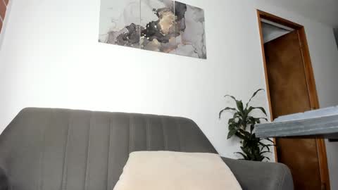 Sara Mesa online show from January 2025 04:07:01 AM