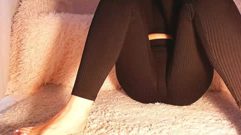 Snapshot of agent_pr0vocateur chatting on December 2024 07:57:01 AM Sasha online show from December 2024 07:57:01 AM