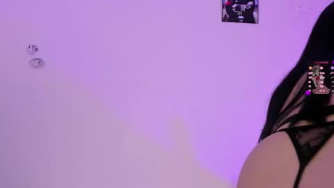 Maggie   online show from October 2025 10:51:01 PM