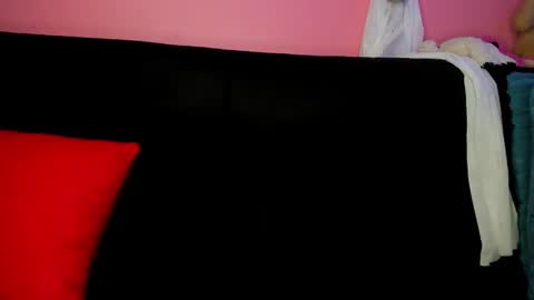  ines  online show from October 2025 02:06:01 PM