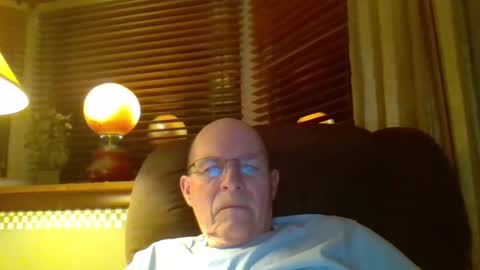 aguynrkfrd online show from February 2025 10:26:01 AM