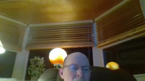 aguynrkfrd online show from April 2026 09:14:02 AM