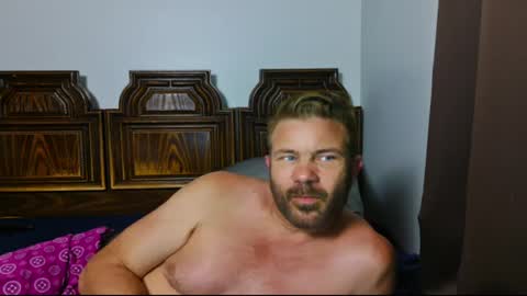 Blue Eyed Handsome Man online show from June 2026 03:25:01 AM