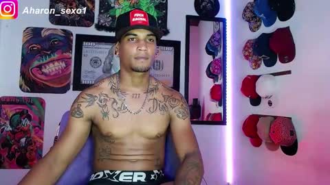 Snapshot of aharon_sexo1 chatting on January 2025 07:34:02 AM Aharon Zamora online show from January 2025 07:34:02 AM