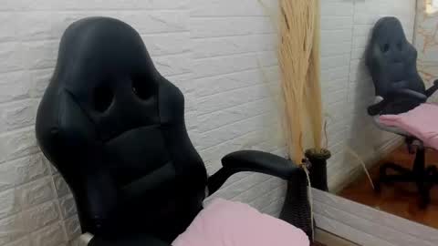 Snapshot of ahisha09 chatting on December 2024 02:00:02 PM Ahisha online show from December 2024 02:00:02 PM