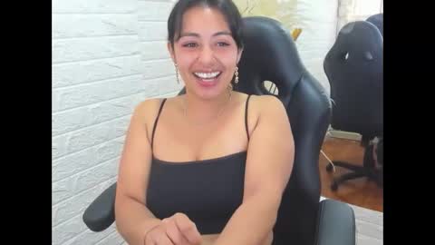 Snapshot of ahisha09 chatting on December 2024 03:09:02 PM Ahisha online show from December 2024 03:09:02 PM