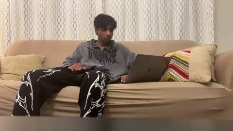Snapshot of ahmedkhan632131 chatting on May 2026 04:09:02 AM Dylan online show from May 2026 04:09:02 AM