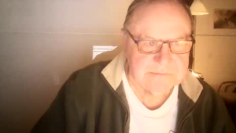 Snapshot of ahmole chatting on December 2024 04:45:02 AM Ole online show from December 2024 04:45:02 AM