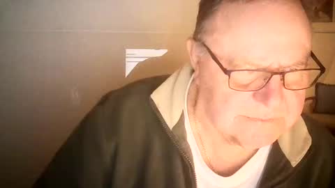 Snapshot of ahmole chatting on December 2024 07:48:02 PM Ole online show from December 2024 07:48:02 PM