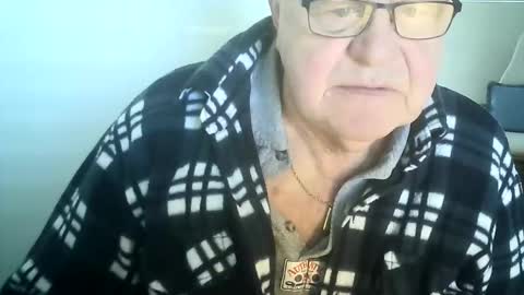 Snapshot of ahmole chatting on December 2024 10:40:01 AM Ole online show from December 2024 10:40:01 AM