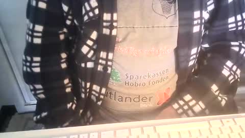 Snapshot of ahmole chatting on January 2025 09:36:02 AM Ole online show from January 2025 09:36:02 AM