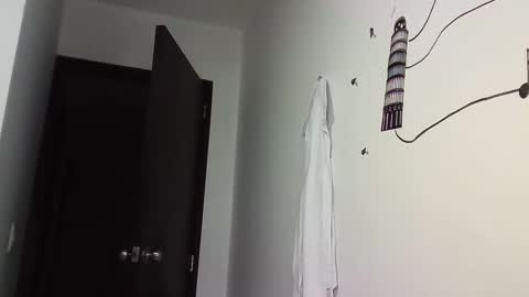 ahntony  69 online show from December 2024 03:54:01 AM