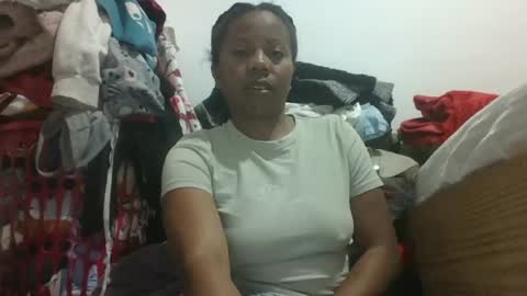 Snapshot of aicha_boobs chatting on July 2026 06:45:01 PM Aicha boobs online show from July 2026 06:45:01 PM