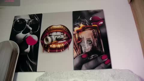 Aida  online show from October 2025 12:08:02 PM