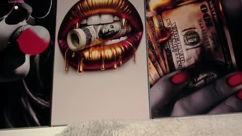 Aida  online show from November 2025 11:32:02 AM