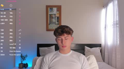 Snapshot of aidan_hale chatting on December 2024 08:21:02 PM A H online show from December 2024 08:21:02 PM