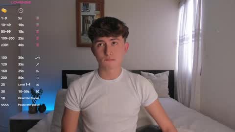 Snapshot of aidan_hale chatting on December 2024 07:07:02 PM A H online show from December 2024 07:07:02 PM