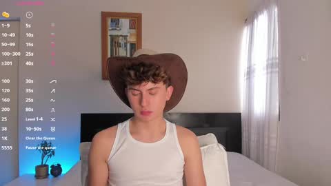 Snapshot of aidan_hale chatting on December 2024 08:36:01 PM A H online show from December 2024 08:36:01 PM