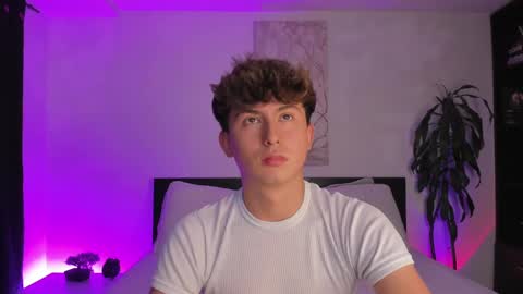 Snapshot of aidan_hale chatting on January 2025 04:15:01 AM A H online show from January 2025 04:15:01 AM