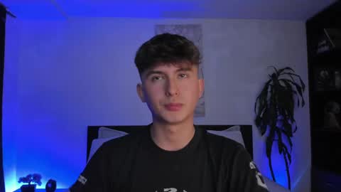 Snapshot of aidan_hale chatting on January 2025 01:50:01 AM A H online show from January 2025 01:50:01 AM