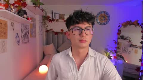 Snapshot of aidan_hale chatting on November 2025 01:33:02 AM A H online show from November 2025 01:33:02 AM