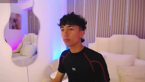 Snapshot of aiden_rivers_ chatting on March 2026 01:06:02 PM Aiden online show from March 2026 01:06:02 PM