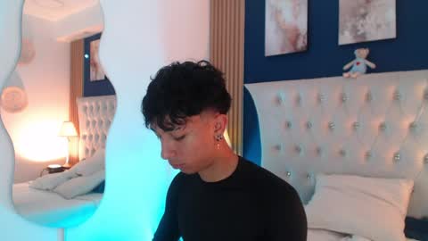 Snapshot of aiden_rivers_ chatting on April 2026 01:05:02 PM Aiden online show from April 2026 01:05:02 PM