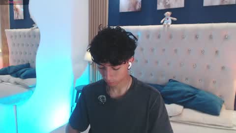 Snapshot of aiden_rivers_ chatting on July 2026 01:15:02 PM Aiden online show from July 2026 01:15:02 PM