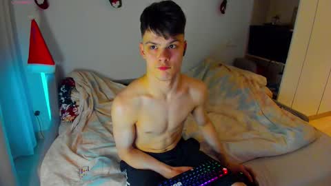 Aiden Sensual online show from January 2026 06:46:02 PM