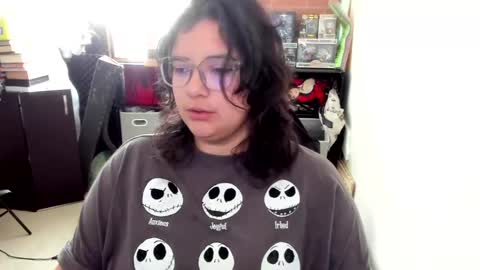 Catalina online show from October 2025 04:06:02 PM