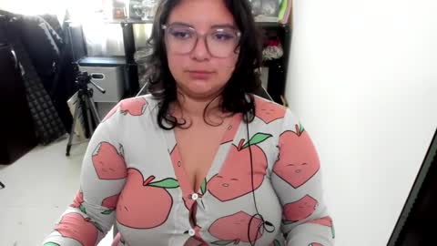 Catalina online show from November 2025 03:56:02 PM