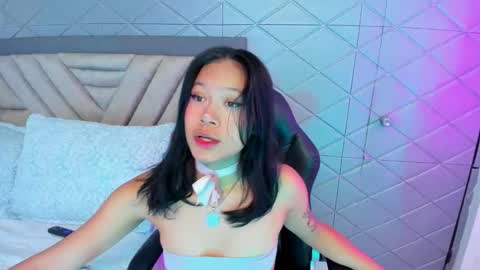 AikoLee online show from October 2025 10:26:01 AM