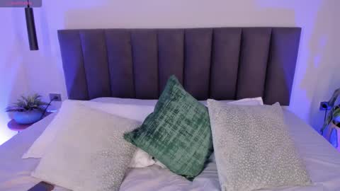 ailanacortes online show from November 2025 11:57:02 AM