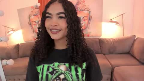 Alisson online show from October 2025 07:48:01 PM