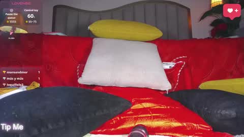 Snapshot of ailyn_rouss chatting on March 2026 05:40:01 PM Ailyn rouss online show from March 2026 05:40:01 PM