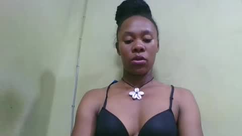 aimee982179 online show from April 2026 02:51:02 AM