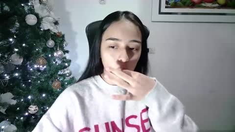 Snapshot of aineangeel chatting on December 2024 12:26:01 AM AINE online show from December 2024 12:26:01 AM