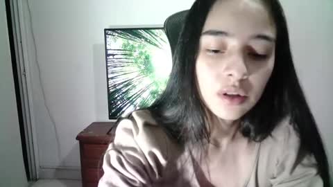 Snapshot of aineangeel chatting on February 2025 03:13:02 AM AINE online show from February 2025 03:13:02 AM