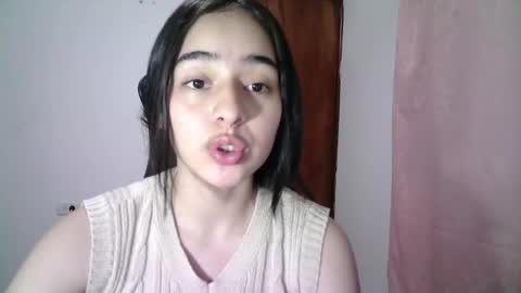 Snapshot of aineangeel chatting on September 2025 12:34:01 AM AINE online show from September 2025 12:34:01 AM