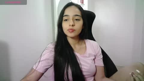 Snapshot of aineangeel chatting on July 2026 01:43:02 AM AINE online show from July 2026 01:43:02 AM