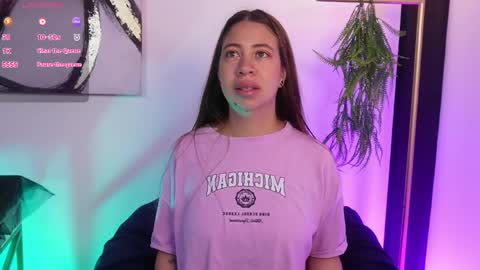 Snapshot of airi_pierce chatting on April 2026 11:11:02 AM Airi online show from April 2026 11:11:02 AM