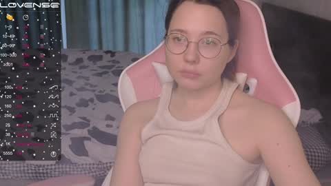 Snapshot of airyhill chatting on December 2024 10:13:01 AM airyhill online show from December 2024 10:13:01 AM