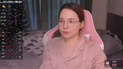 Snapshot of airyhill chatting on December 2024 11:28:01 AM airyhill online show from December 2024 11:28:01 AM