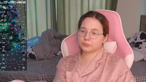 Snapshot of airyhill chatting on December 2024 11:28:02 AM airyhill online show from December 2024 11:28:02 AM